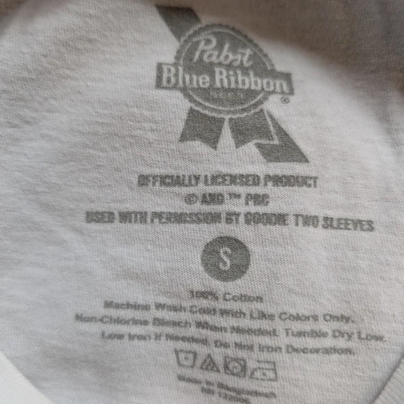 Pabst Blue Ribbon Cropped Tee - Picture 3 of 3